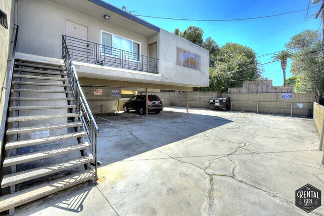 Building Photo - 3743 McLaughlin Ave