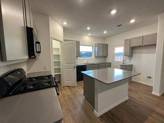 Building Photo - 336 Canley Lp