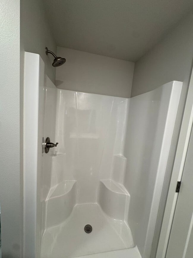 Building Photo - Luxury Home with Attached 2 Car Garage and finished basement!