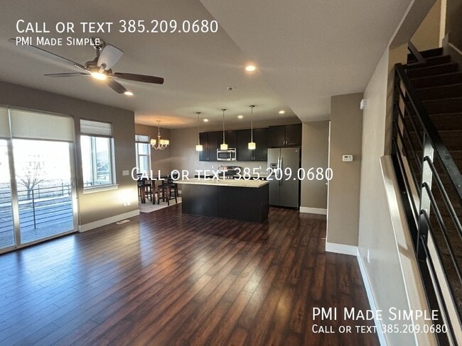 Building Photo - 2302 S Long Dr