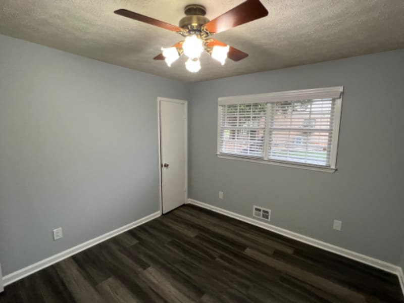 Building Photo - 6959 Lockridge Dr NW