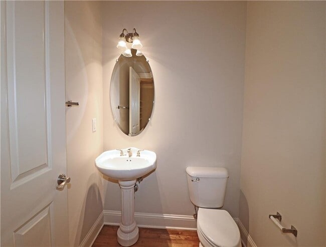 Building Photo - 1284 Ashford Creek Way NE