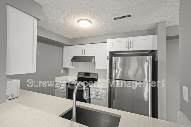 Building Photo - 1210 Aspen Dr