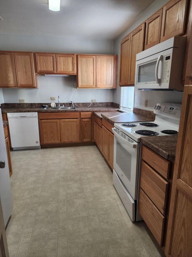 Building Photo - 2 bedroom in Laurel MT 59044