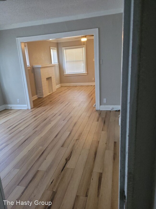 Building Photo - 3 br, 1 bath House - 3323 Monroe Avenue