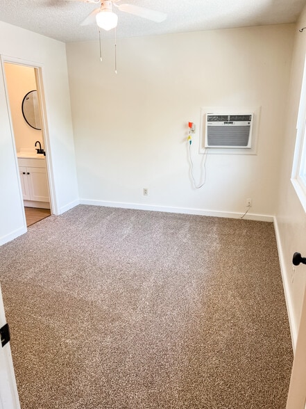 Building Photo - 1351 Arcadian Ave