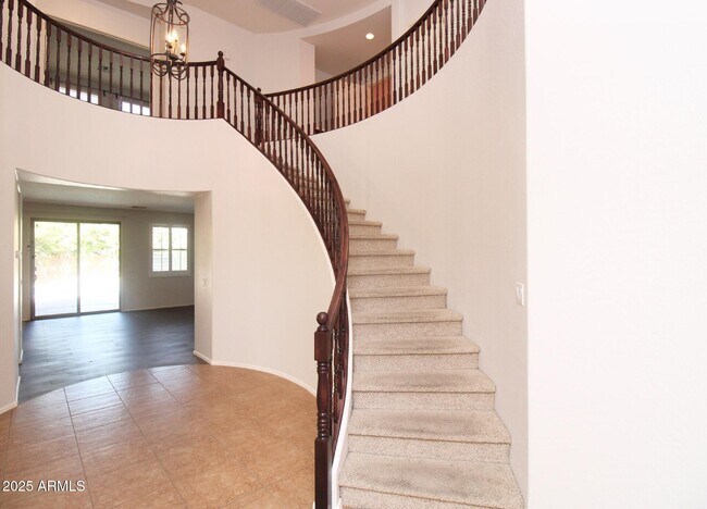 Building Photo - 3316 E Kingbird Pl
