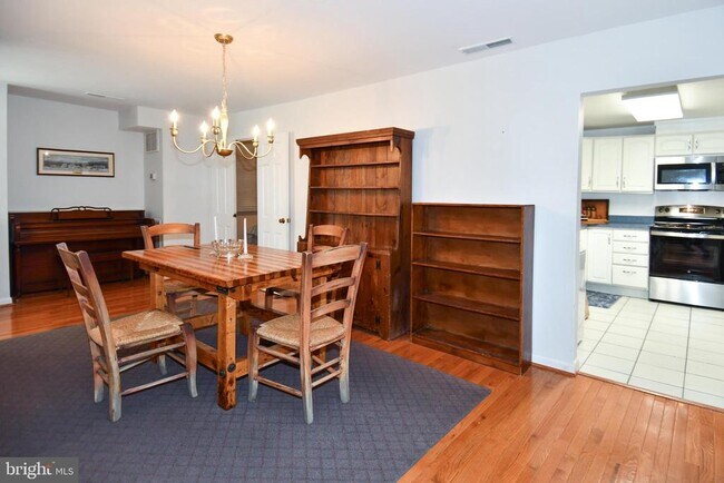 Building Photo - 4601 N Park Ave