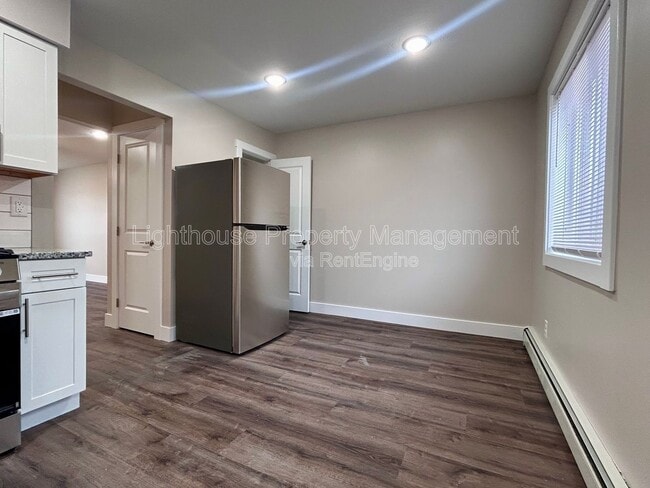 Building Photo - 2855 Taft Ave SW