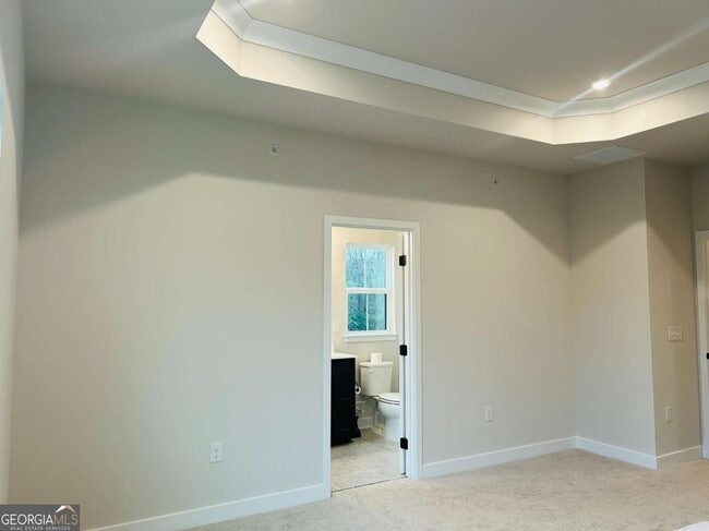 Building Photo - 420 Thatch Ter