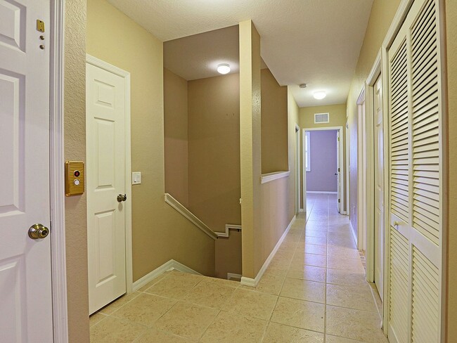 Building Photo - 9836 Catena Way