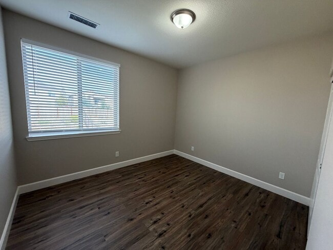 Building Photo - 1450 Samantha Crest Trail