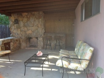 Building Photo - Charming Single-Story Pool Home in Prime Northridge Location