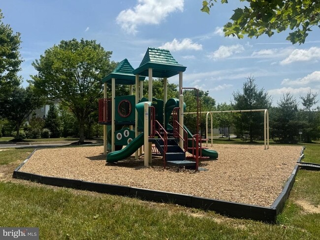 Building Photo - 148 Grissom Dr