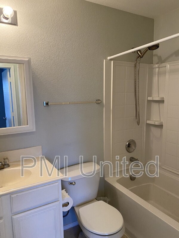 Building Photo - 3804 Camino Real Trail