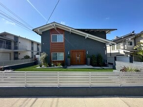 Building Photo - 2118 Carnegie Ln