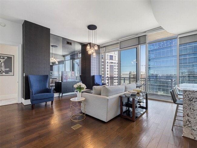 Building Photo - 1065 Peachtree St NE