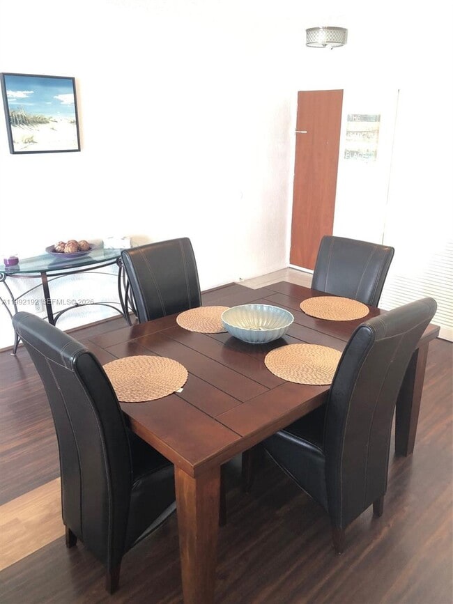 Building Photo - 3901 S Ocean Dr