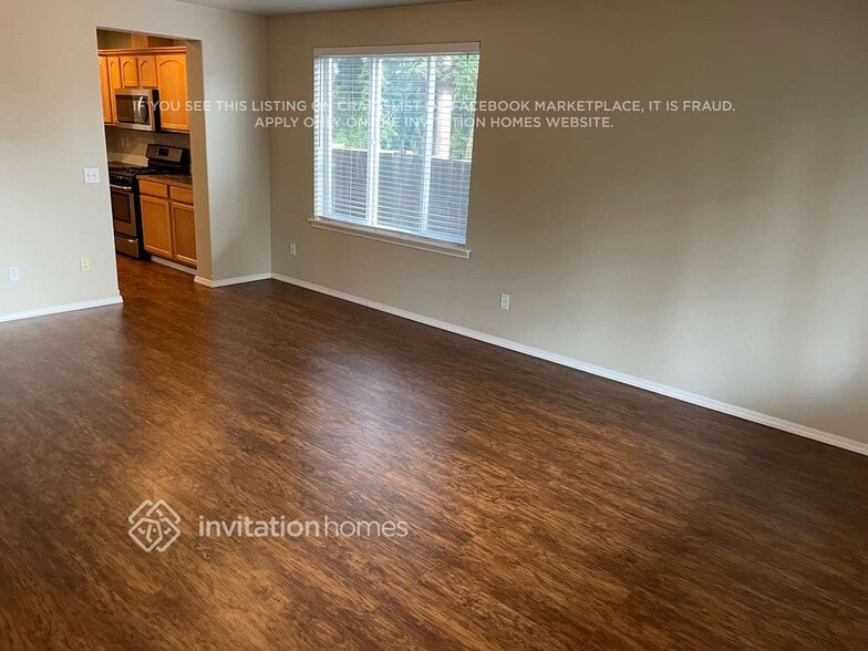 Building Photo - 20517 66th Dr NE