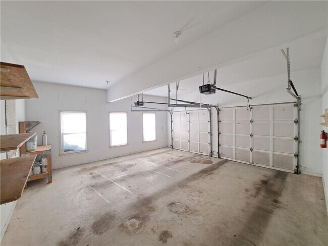 Building Photo - 2242 Lenox Walk NE