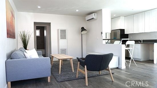 Building Photo - 3864 Inglewood Blvd