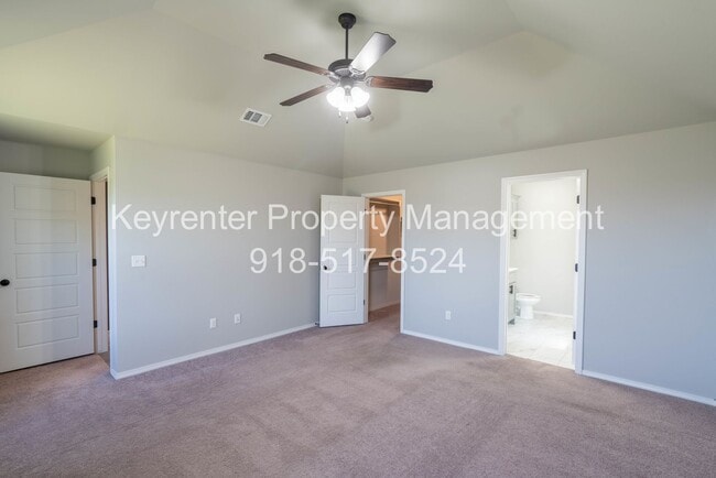 Building Photo - 3 Bed | 2 Bath in Broken Arrow!