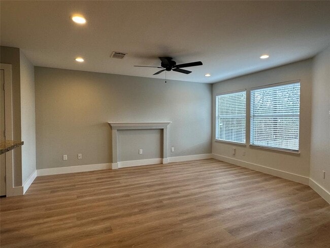 Building Photo - 7217 Aldea Dr