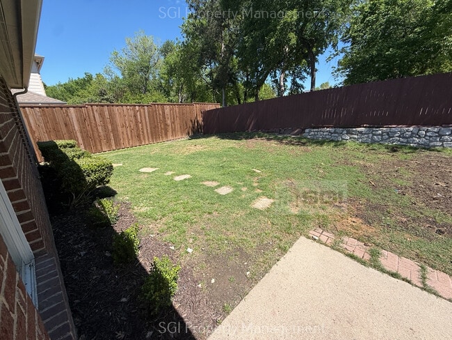 Building Photo - 1415 Murphy Dr