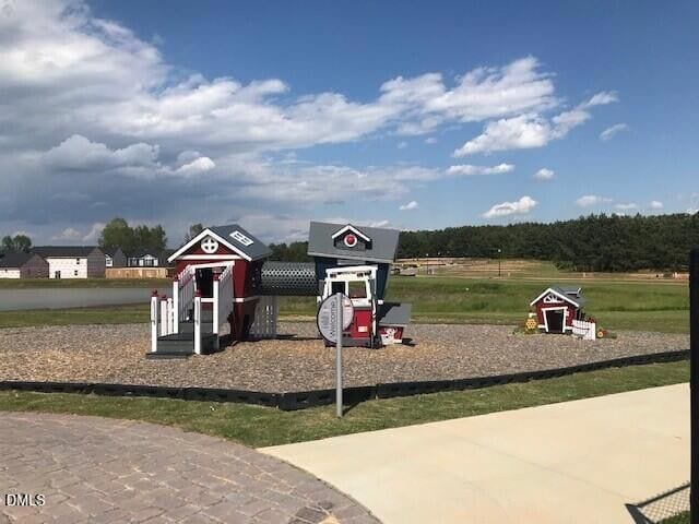 Building Photo - 213 Brisk Dr