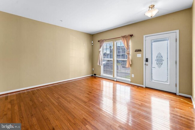 Building Photo - 7550 Maidenhead Dr