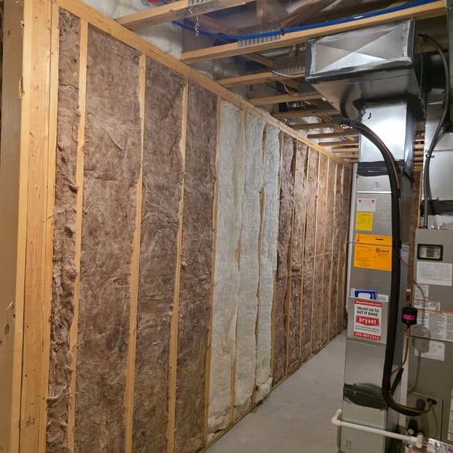 Building Photo - Garden View Zero Entry!! PHOTOS COMING SOON!