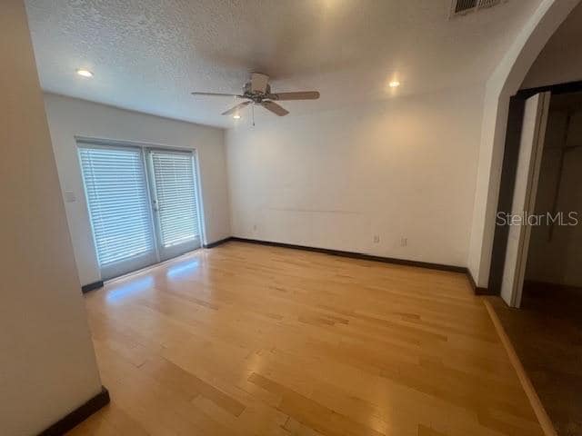 Building Photo - 1342 La Mirada Ct