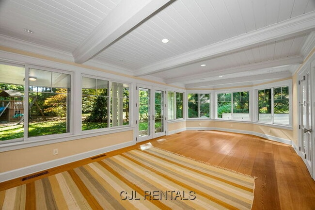 Building Photo - 29 Merrill Rd