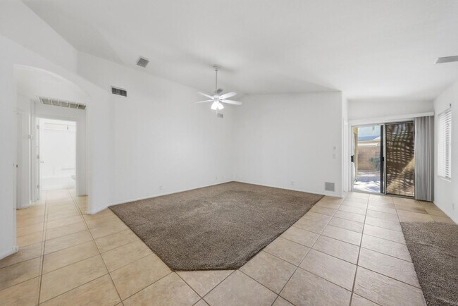 Building Photo - 18837 N 43rd Pl