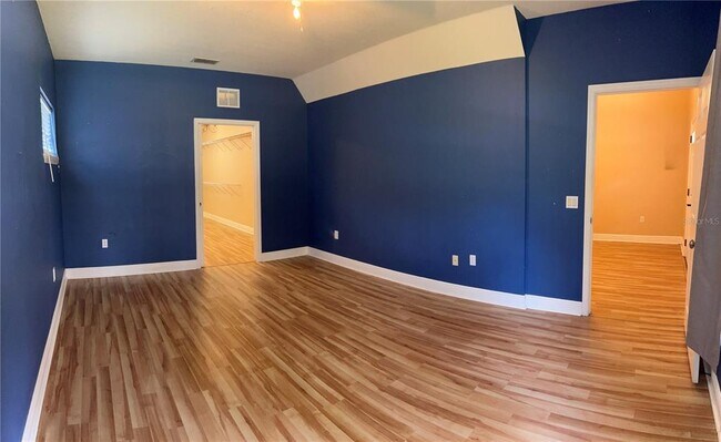 Building Photo - 6443 Ashville Dr