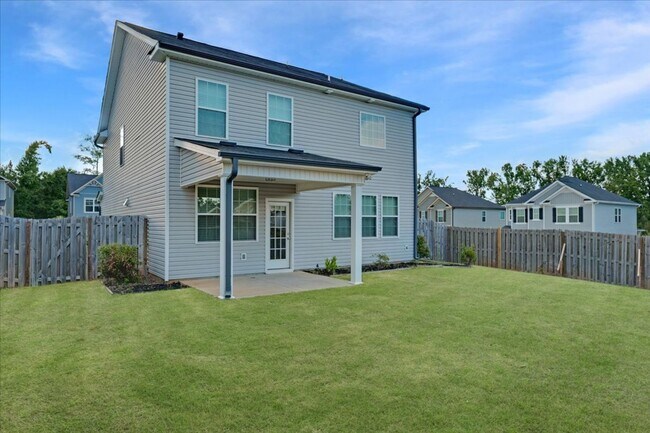 Building Photo - 5121 Heathbrook Dr