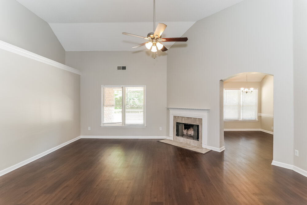 Building Photo - 8642 Tropicana Dr N