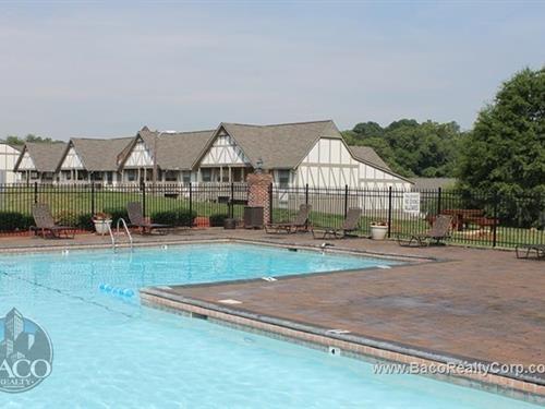 Building Photo - 3365 Keystone Ave