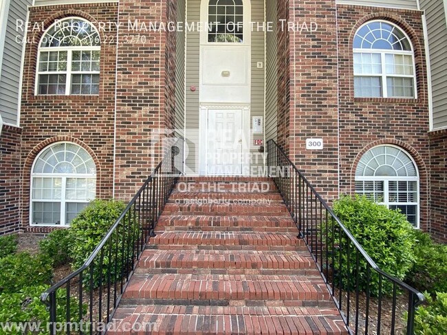 Building Photo - *Move In Special* Deacon Ridge Gated Commu...