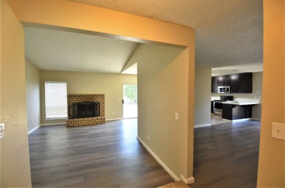 Building Photo - 922 Cypress St