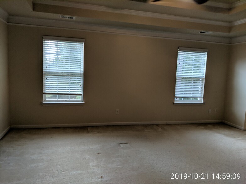Master BR - 3491 Tackett Rd