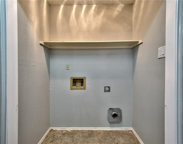 Building Photo - 7901 Armor Ln