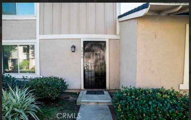 Building Photo - 3868 Chelsea Dr