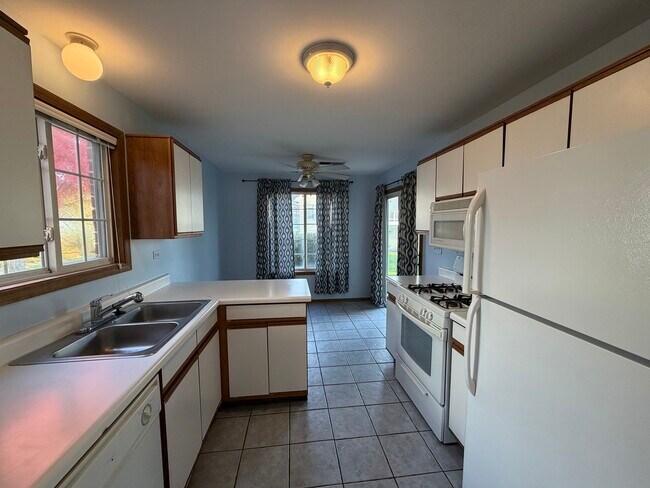 Building Photo - 311 Sheffield Ct