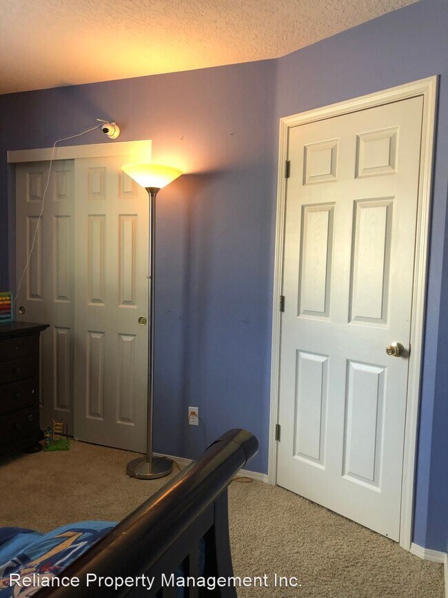 Building Photo - 16800 NW Paddington Dr