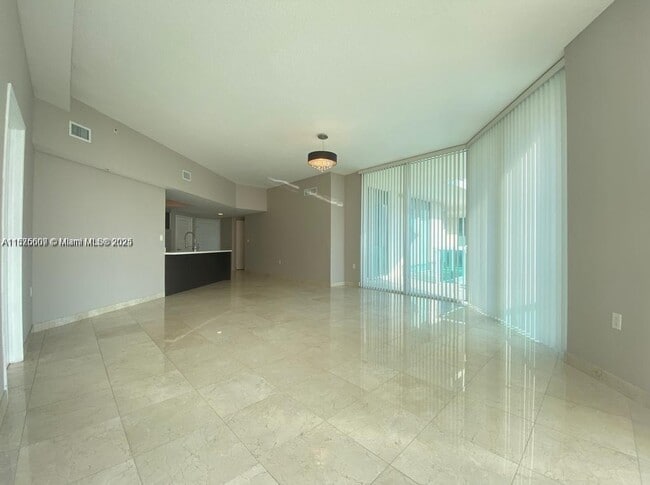 Building Photo - 150 Sunny Isles Blvd