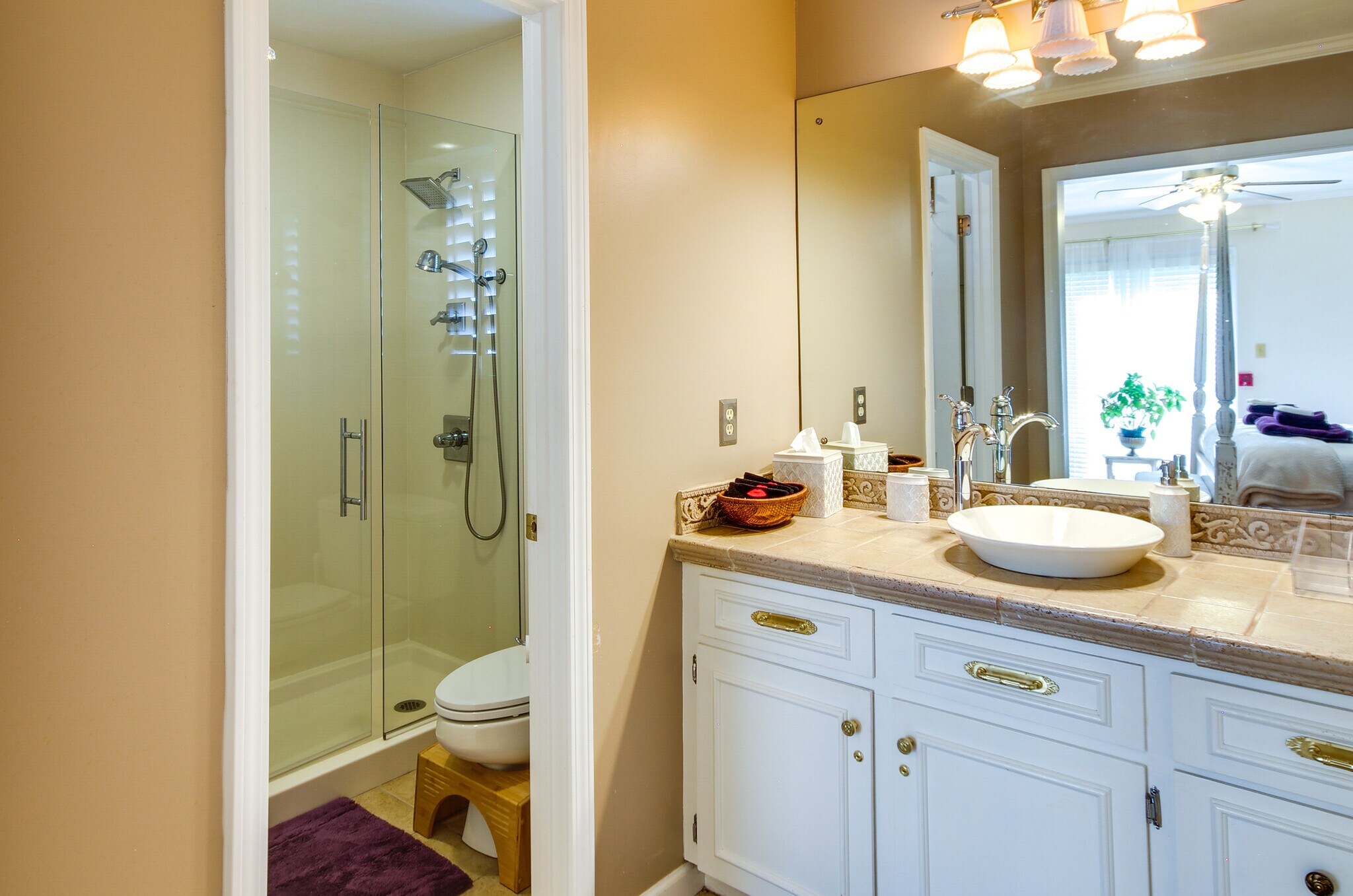 Building Photo - 5846 Clubview Dr