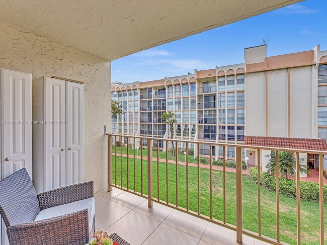 Building Photo - 851 Three Islands Boulevard