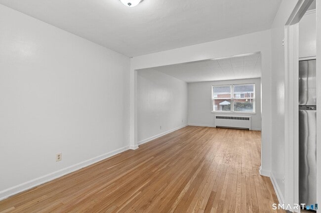 Building Photo - 52 Arnold Way