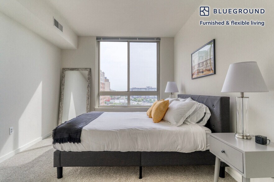 Building Photo - 1200 East-West Highway-SI FL11-ID781